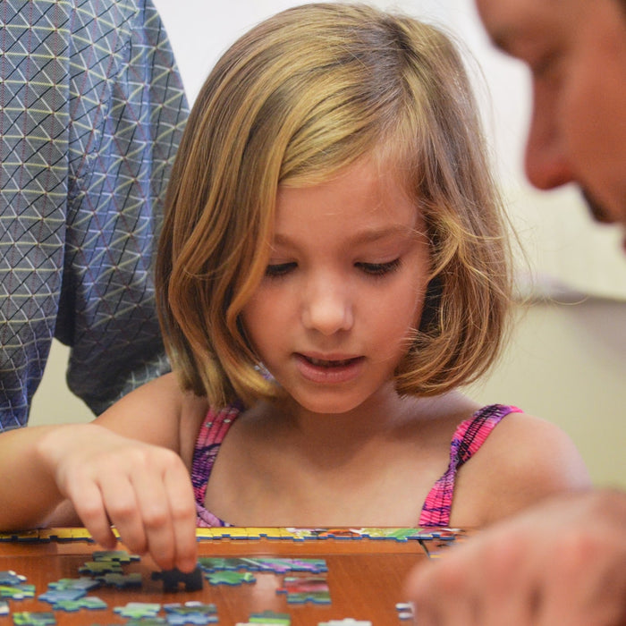 10 Amazing Benefits of Doing Jigsaws Puzzles with Kids